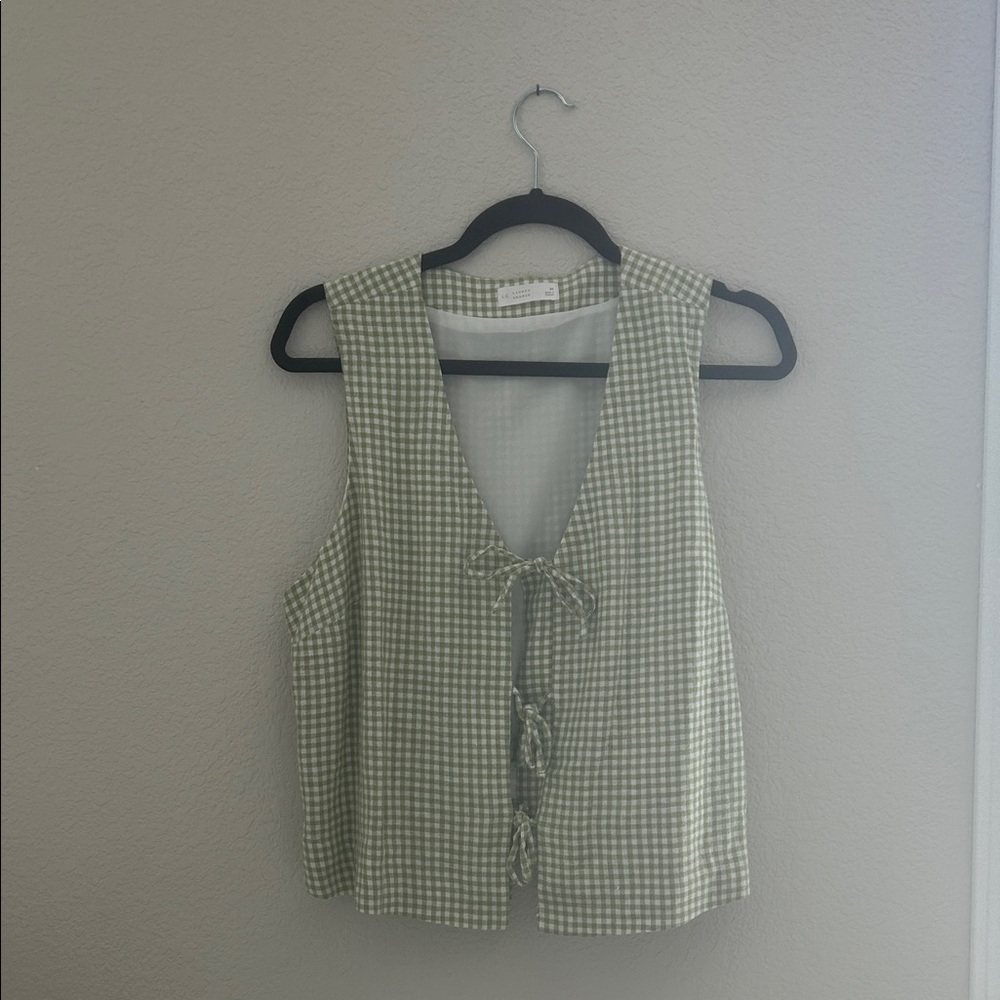 Lauren Conrad Green Gingham Sleeveless Front Tie Top